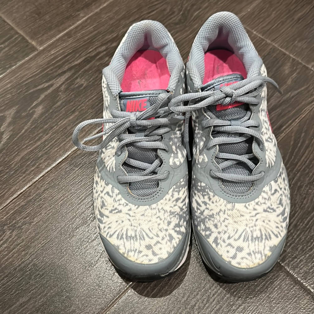 Nike women sneakers